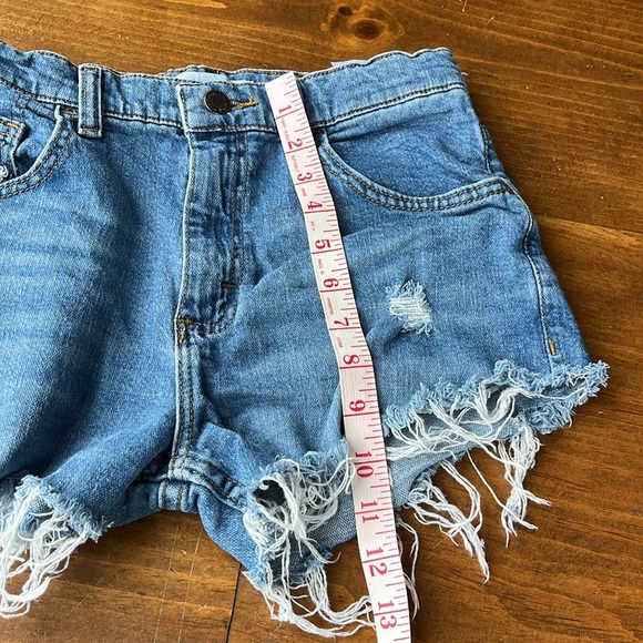 Wrangler Straight Fit Jean Shorts - Picture 7 of 14